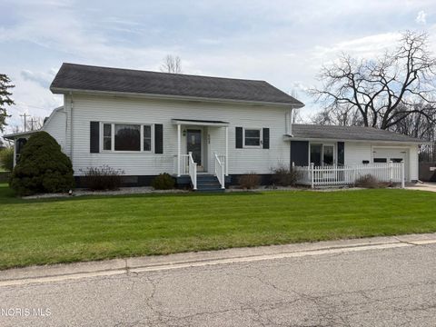 Photo of 502 Heller Street, Montpelier, OH 43543 (MLS # 10006276)