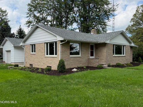 Photo of 1383 Oh-576, Bryan, OH 43506 (MLS # 10012157)