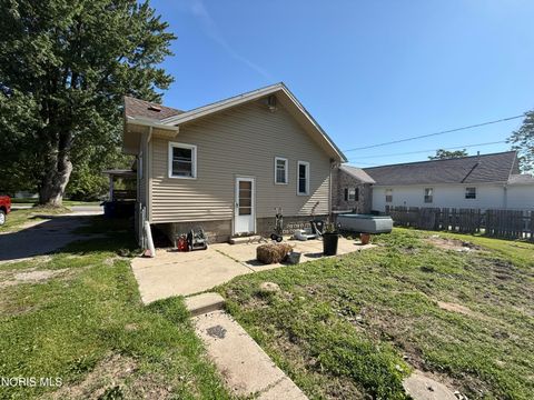 Tiny photo for 2643 W Alexis Road, Toledo, OH 43613 (MLS # 10008497)