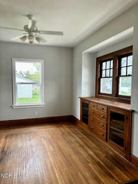Tiny photo for 1702 Idaho Street, Toledo, OH 43605 (MLS # 10012358)
