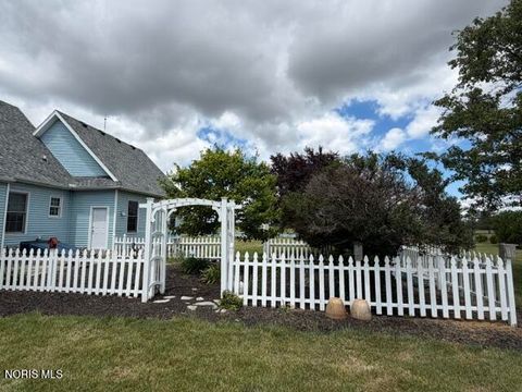 Tiny photo for 10128 E Kramer Road, Bowling Green, OH 43402 (MLS # 10009489)