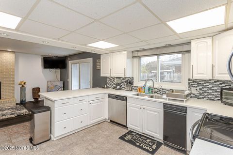 Tiny photo for 4236 S Terrace View Street, Toledo, OH 43607 (MLS # 10001786)