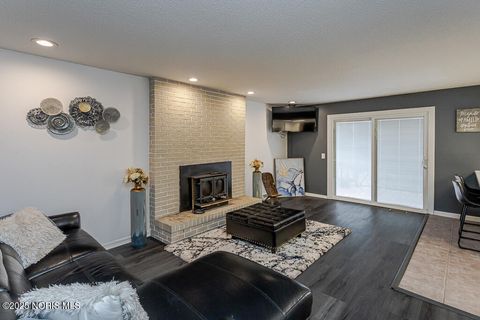 Tiny photo for 4236 S Terrace View Street, Toledo, OH 43607 (MLS # 10001786)