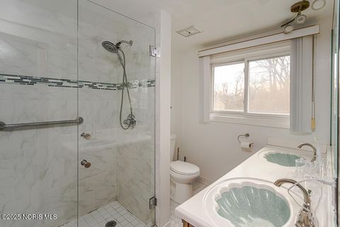 Tiny photo for 4236 S Terrace View Street, Toledo, OH 43607 (MLS # 10001786)