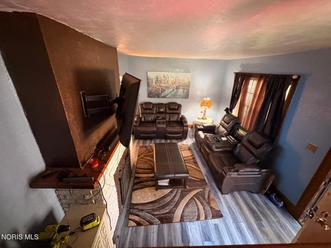 Tiny photo for 1929 Barrows Street, Toledo, OH 43613 (MLS # 10010447)