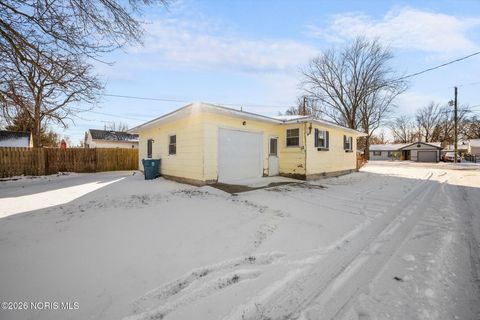 Tiny photo for 109 Lawrence Avenue, Swanton, OH 43558 (MLS # 10002859)