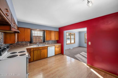 Tiny photo for 109 Lawrence Avenue, Swanton, OH 43558 (MLS # 10002859)