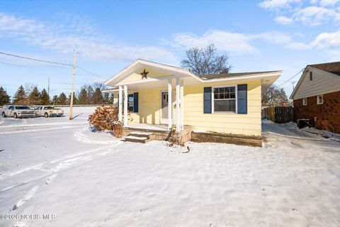 Tiny photo for 109 Lawrence Avenue, Swanton, OH 43558 (MLS # 10002859)