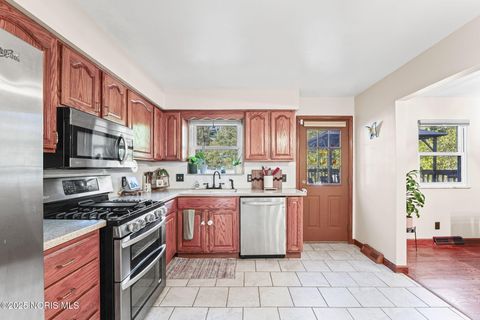 Tiny photo for 4605 Charlesgate Road, Sylvania, OH 43560 (MLS # 10000690)