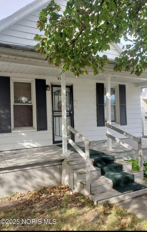 Photo of 3245 Elm Street, Toledo, OH 43608 (MLS # 10000613) Photo of 3245 Elm Street, Toledo, OH 43608 (MLS # 10000613)