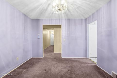 Tiny photo for 541 Dussel Drive, Maumee, OH 43537 (MLS # 10005208)