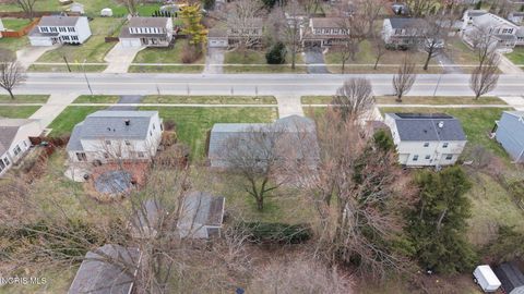 Tiny photo for 541 Dussel Drive, Maumee, OH 43537 (MLS # 10005208)