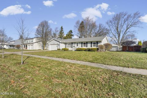 Tiny photo for 541 Dussel Drive, Maumee, OH 43537 (MLS # 10005208)