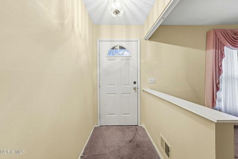 Tiny photo for 541 Dussel Drive, Maumee, OH 43537 (MLS # 10005208)