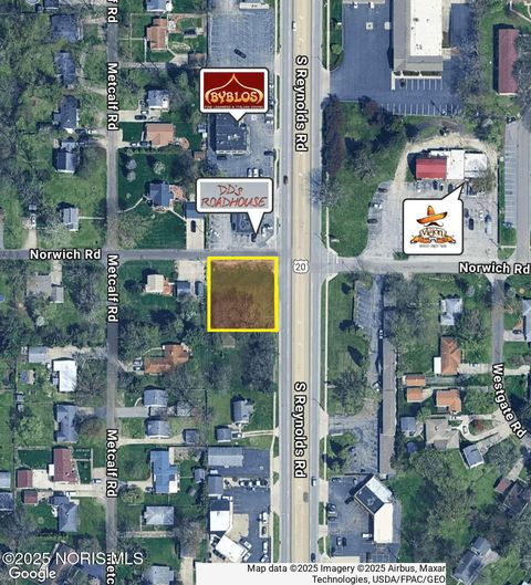 Tiny photo for 1104 S Reynolds Road, Toledo, OH 43615 (MLS # 10002382)