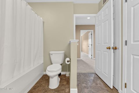 Tiny photo for 4730 Glendale Avenue #Apt 305, Toledo, OH 43614 (MLS # 10007077)