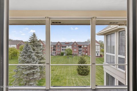 Tiny photo for 4730 Glendale Avenue #Apt 305, Toledo, OH 43614 (MLS # 10007077)