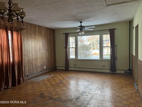 Tiny photo for 3252 Astor Avenue, Toledo, OH 43614 (MLS # 10001943)