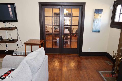 Tiny photo for 3003 Collingwood Boulevard, Toledo, OH 43610 (MLS # 10004748)