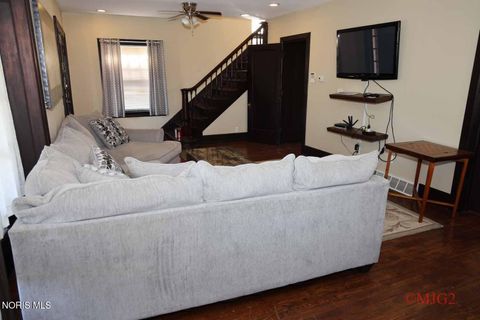 Tiny photo for 3003 Collingwood Boulevard, Toledo, OH 43610 (MLS # 10004748)