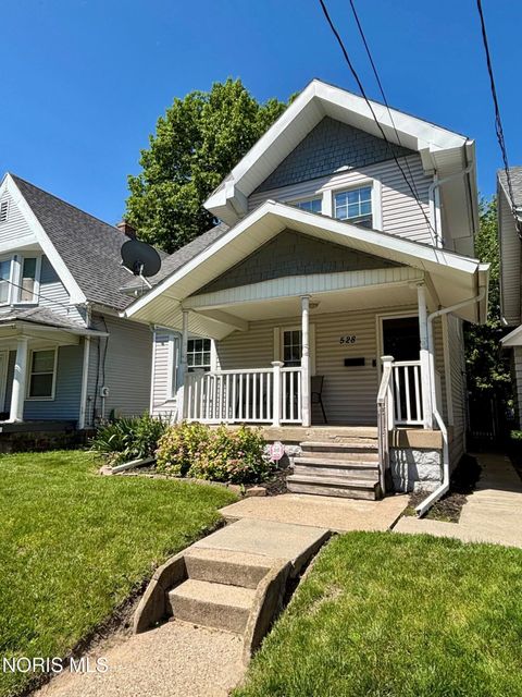 Tiny photo for 528 Carlton Street, Toledo, OH 43609 (MLS # 10008433)