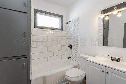 Tiny photo for 936 Orchard Street, Toledo, OH 43609 (MLS # 10003457)