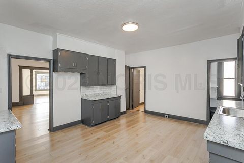 Tiny photo for 936 Orchard Street, Toledo, OH 43609 (MLS # 10003457)