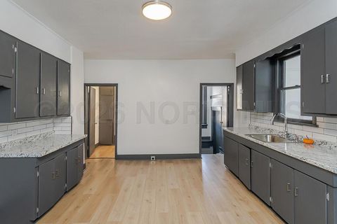 Tiny photo for 936 Orchard Street, Toledo, OH 43609 (MLS # 10003457)