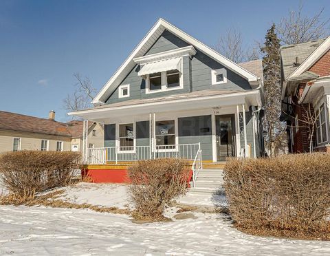 Tiny photo for 936 Orchard Street, Toledo, OH 43609 (MLS # 10003457)