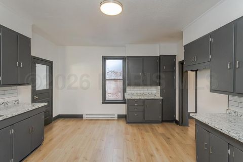 Tiny photo for 936 Orchard Street, Toledo, OH 43609 (MLS # 10003457)