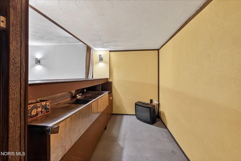 Tiny photo for 4 Meadowbrook Drive, Perrysburg, OH 43551 (MLS # 10005111)