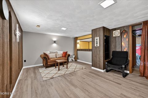 Tiny photo for 4 Meadowbrook Drive, Perrysburg, OH 43551 (MLS # 10005111)