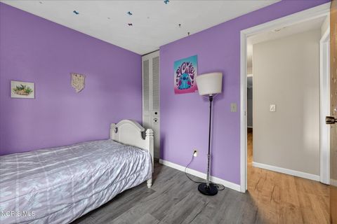 Tiny photo for 4 Meadowbrook Drive, Perrysburg, OH 43551 (MLS # 10005111)