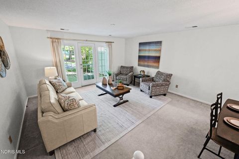 Tiny photo for 5 Olde Orchard Drive, Perrysburg, OH 43551 (MLS # 10009672)