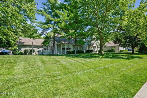 Tiny photo for 5 Olde Orchard Drive, Perrysburg, OH 43551 (MLS # 10009672)