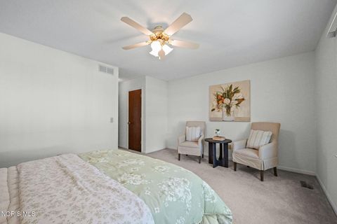 Tiny photo for 5 Olde Orchard Drive, Perrysburg, OH 43551 (MLS # 10009672)