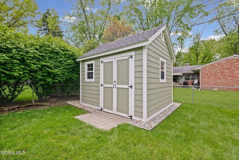 Tiny photo for 2919 Strauss Avenue, Toledo, OH 43606 (MLS # 10007464)