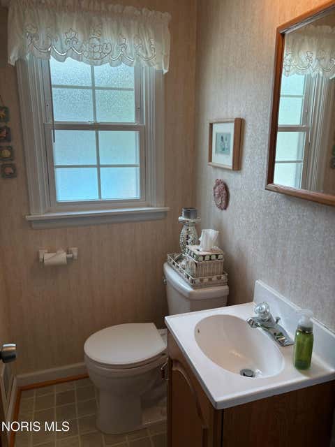 Tiny photo for 4723 Imperial Drive, Toledo, OH 43623 (MLS # 10011312)