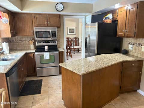 Tiny photo for 4723 Imperial Drive, Toledo, OH 43623 (MLS # 10011312)