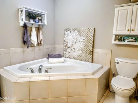 Tiny photo for 7 Bent Creek Crossing, Sylvania, OH 43560 (MLS # 10004657)