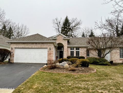 Photo of 7 Bent Creek Crossing, Sylvania, OH 43560 (MLS # 10004657)