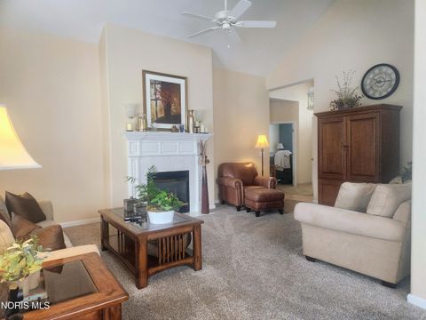 Tiny photo for 7 Bent Creek Crossing, Sylvania, OH 43560 (MLS # 10004657)