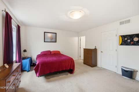 Tiny photo for 1121 Sandpiper Lane, Bowling Green, OH 43402 (MLS # 10011728)