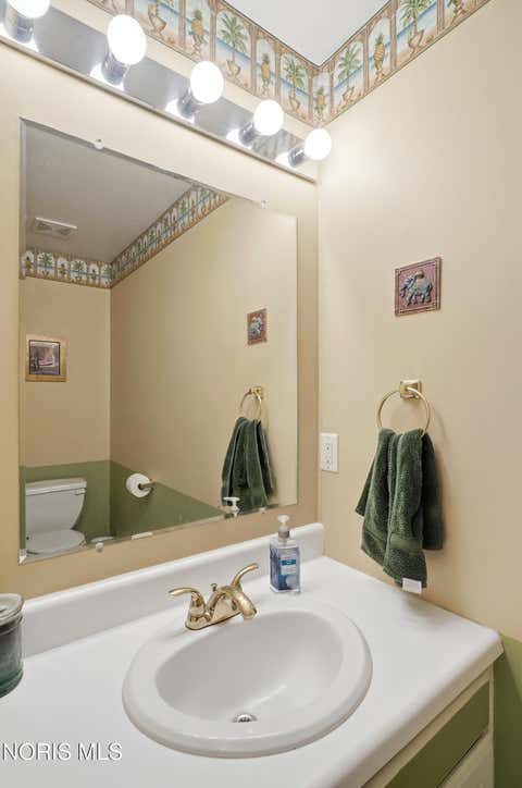 Tiny photo for 1121 Sandpiper Lane, Bowling Green, OH 43402 (MLS # 10011728)
