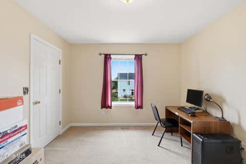 Tiny photo for 1121 Sandpiper Lane, Bowling Green, OH 43402 (MLS # 10011728)