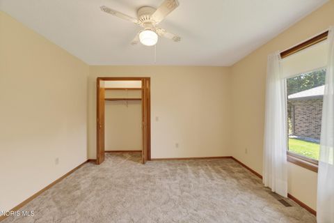 Tiny photo for 43 La Plas Drive #43, Findlay, OH 45840 (MLS # 10008403)