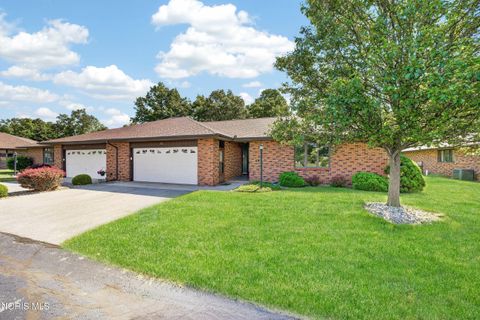 Tiny photo for 43 La Plas Drive #43, Findlay, OH 45840 (MLS # 10008403)