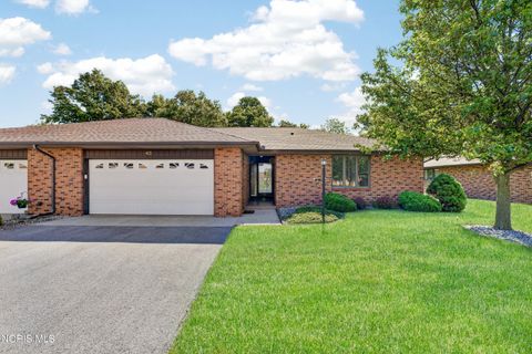 Photo of 43 La Plas Drive #43, Findlay, OH 45840 (MLS # 10008403)
