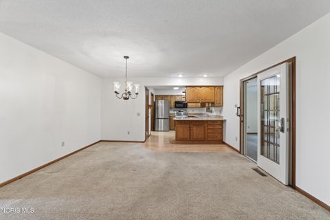Tiny photo for 43 La Plas Drive #43, Findlay, OH 45840 (MLS # 10008403)