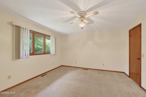Tiny photo for 43 La Plas Drive #43, Findlay, OH 45840 (MLS # 10008403)